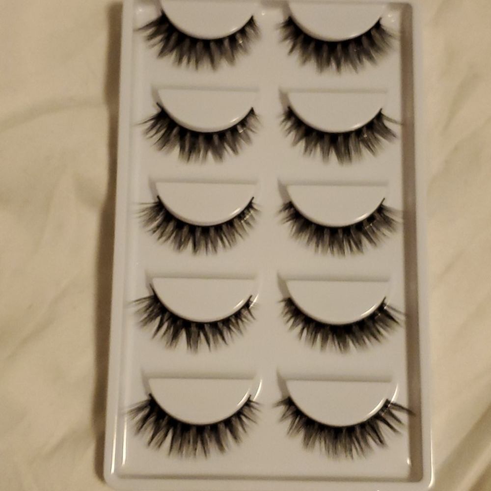 Lashes